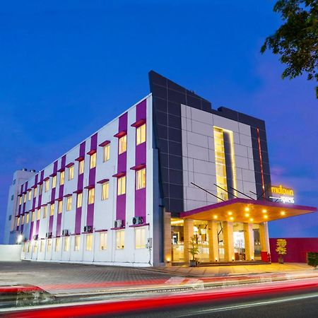 Midtown Xpress Sampit - Kalimantan Tengah Zewnętrze zdjęcie