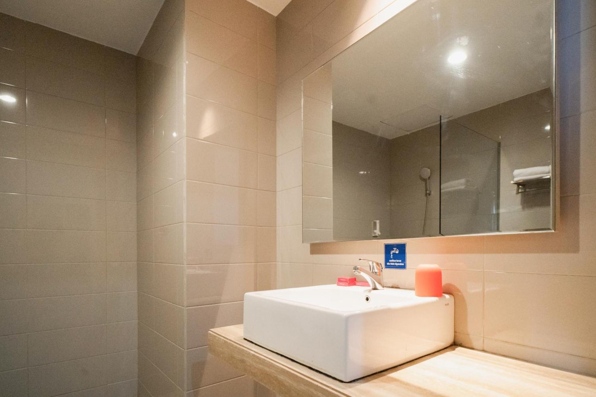 Midtown Xpress Sampit - Kalimantan Tengah Zewnętrze zdjęcie