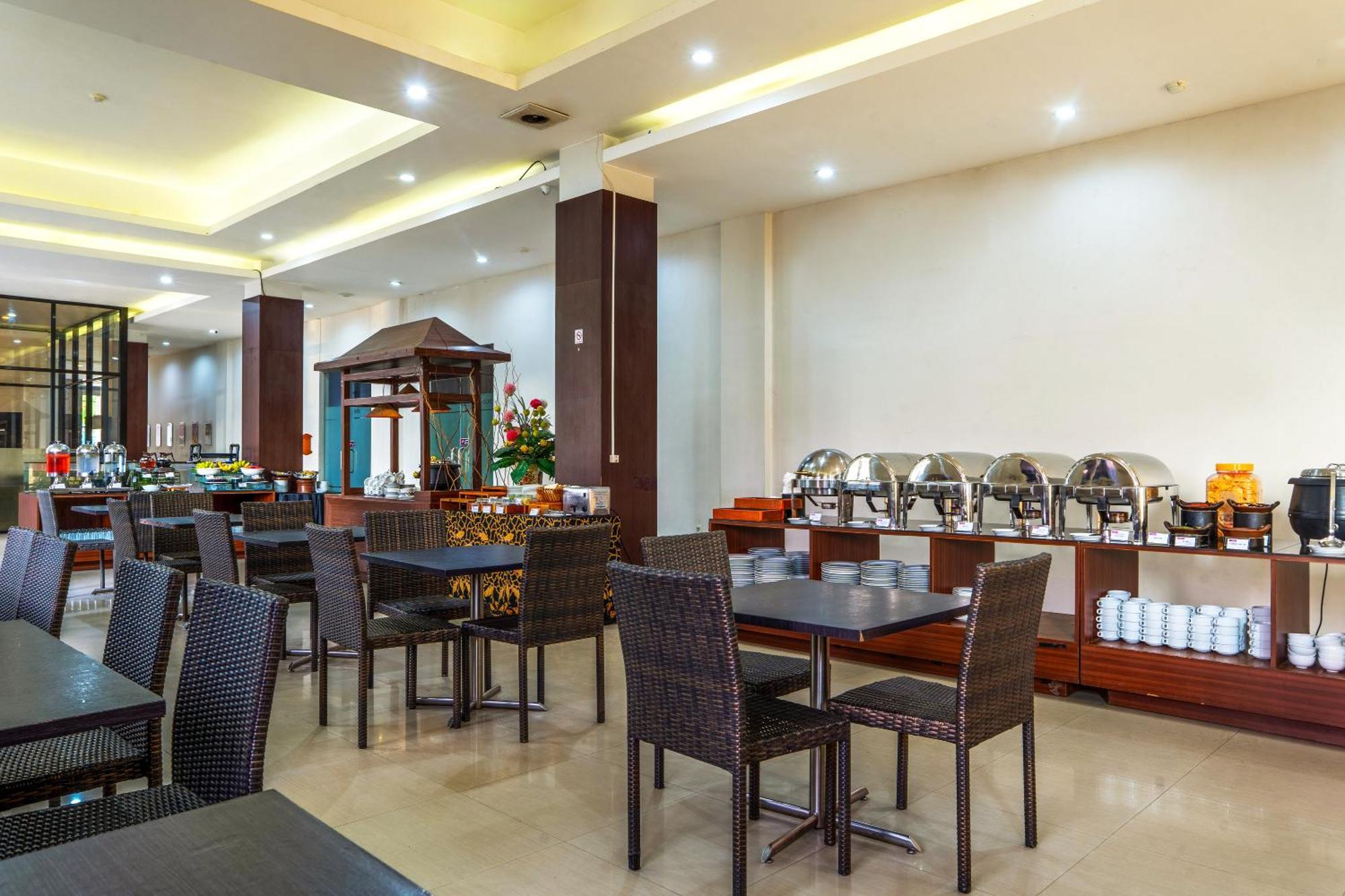 Midtown Xpress Sampit - Kalimantan Tengah Zewnętrze zdjęcie